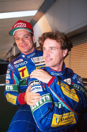 Em Suzuka-1993, Irvine dividiu a Jordan com Rubens Barrichello
