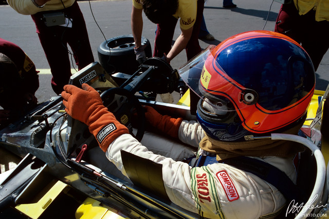 Fittipaldi se prepara para a última prova da carreira: adeus melancólico